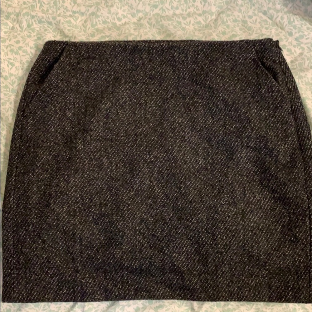Banana Republic Above the Knee Pencil Skirt
